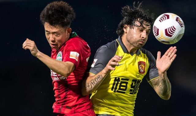 星空体育官网-和为贵？没赢家！广州8成控球河南拼尽全力都难胜