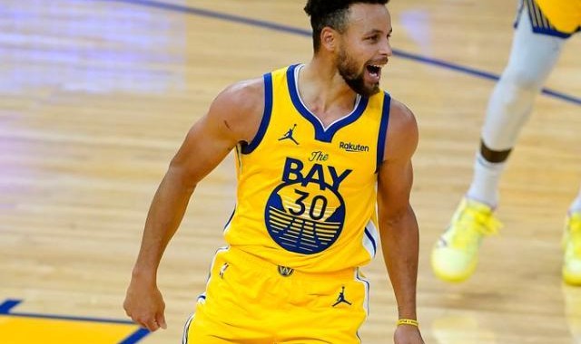 xingkong-背靠背库里延续好状态 这才是人们所熟悉的勇士