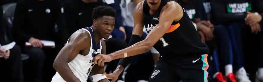 星空体育官网-NBA无聊的季后赛第2轮即将结束：赛程随意、2组横扫、裁判控场