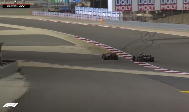 xingkong.com-维斯塔潘“让出”冠军？F1巴林站赛道限制问题引热议