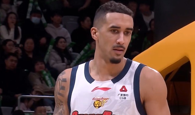 星空体育app-广东名记质疑CBA裁判：广东队做不行，为何其他球队做就可以